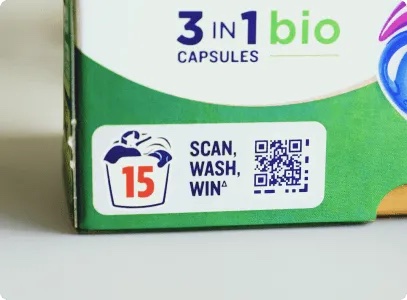 Persil 3-in-1 Bio capsules pack with an Accessible QR code